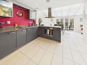KITCHEN AREA- click for photo gallery